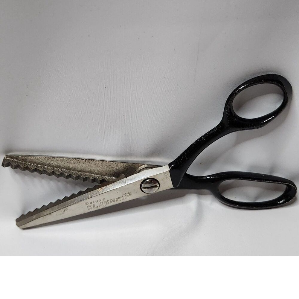 Deluxe Kleencut Serrated Scissors – Vintage USA